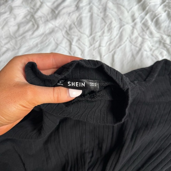 SHEIN Black Long Sleeve Tie Front Cropped Turtleneck Ribbed - Picture 6 of 8